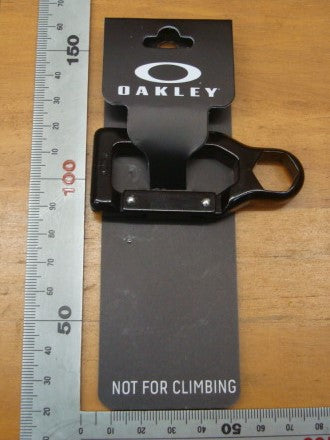 ESSENTIAL KEY CARABINER FOS900697（カラー：BLACKOUT 02E）