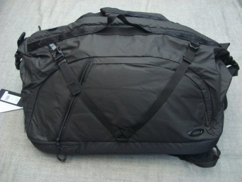 ESSENTIAL BB PACK L 4.0 FOS900231（カラー：BLACKOUT 02E）