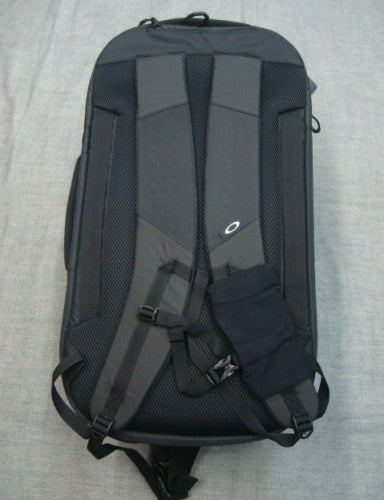 ESSENTIAL BB PACK L 4.0 FOS900231（カラー：BLACKOUT 02E）
