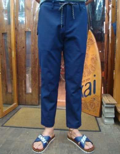 綿麻オックスストレッチクロップドパンツ 217-078（カラー：NAVY）サイズ：M（日本サイズ）