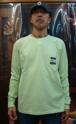 ポケット L/S TEE袖プリント『THE SUNDAY』 121-424（カラー：LIME GREEN）サイズ：M（日本サイズ）