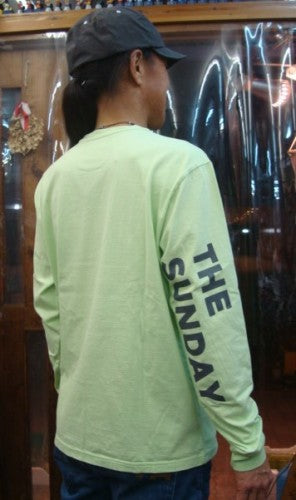 ポケット L/S TEE袖プリント『THE SUNDAY』 121-424（カラー：LIME GREEN）サイズ：M（日本サイズ）