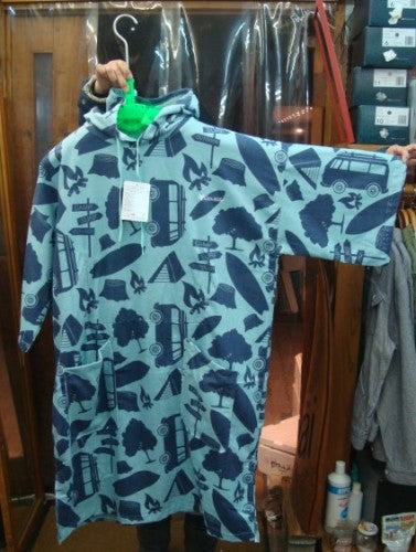 DECANT MICROFIBER PULLOVER PONCHO(デキャントマイクロファイバープルオーバーポンチョ）CAMP TEAL