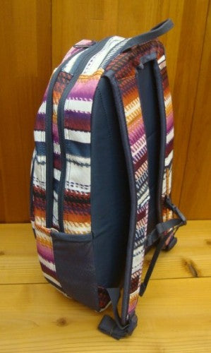 Campus Backpack M 25L BF237002（カラー：Blanket Stripe）・・店頭のみの販売！１点在庫有り