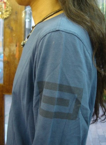 EL DORA（カラー：19-3920 PEACOAT）