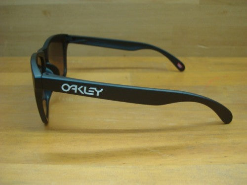 Frogskins(Low Bridge Fit) (フロッグスキンローブリッジフィット) 0OO9245（9245D0 - Matte black）・・店頭のみの販売！在庫１点有り