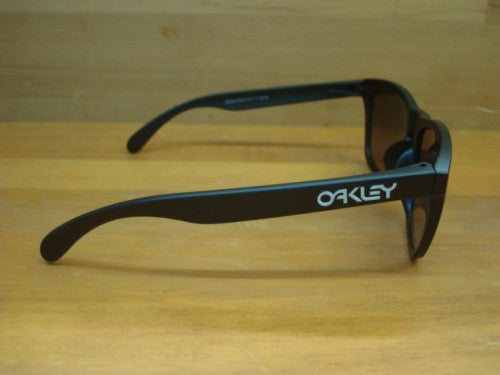 Frogskins(Low Bridge Fit) (フロッグスキンローブリッジフィット) 0OO9245（9245D0 - Matte black）・・店頭のみの販売！在庫１点有り