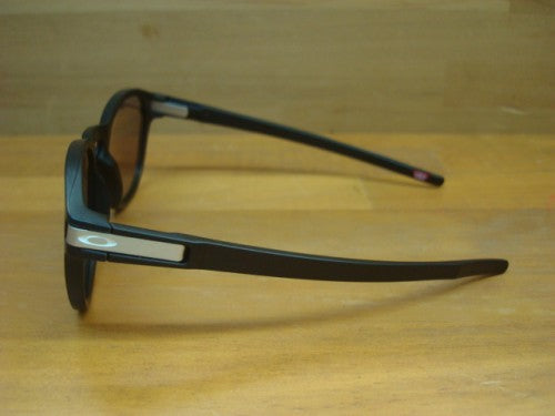 Latch(Low Bridge Fit) (ラッチローブリッジフィット) 0OO9349（934951 - Matte black）・・店頭のみの販売！在庫１点有り