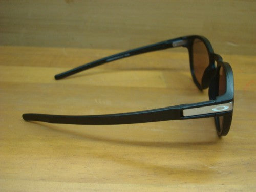 Latch(Low Bridge Fit) (ラッチローブリッジフィット) 0OO9349（934951 - Matte black）・・店頭のみの販売！在庫１点有り