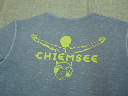 MEN T-SHIRT 00015759（カラー：18-3912 GRISAILLE）