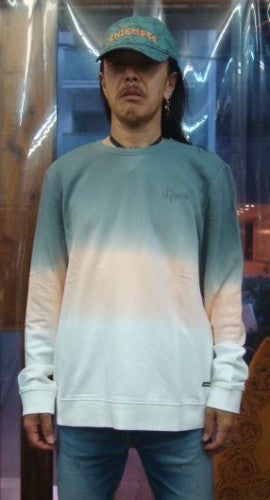 MEN SWEAT SHIRT（カラー：6821 DARK GREEN/ORANGE DD）