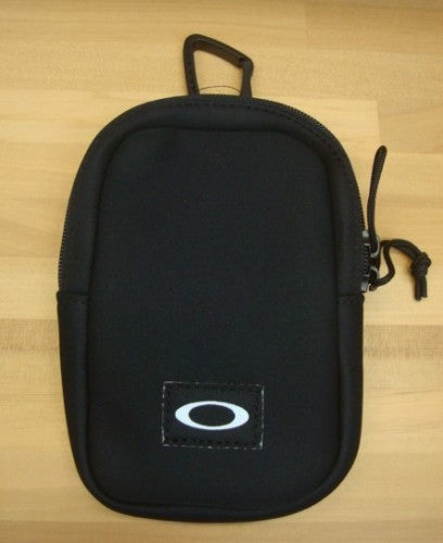 ESSENTIAL MOBILE CASE 4.0 FOS900448（カラー：BLACKOUT 02E）