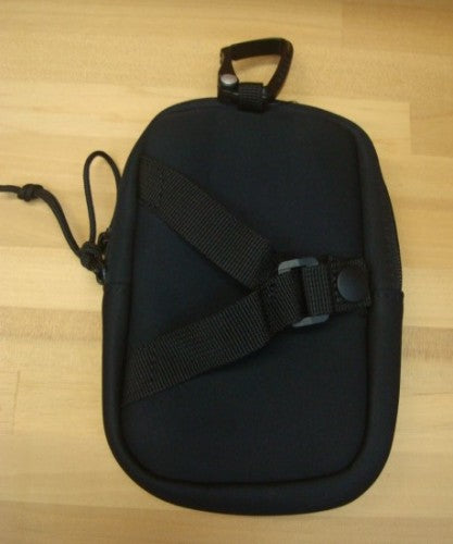 ESSENTIAL MOBILE CASE 4.0 FOS900448（カラー：BLACKOUT 02E）