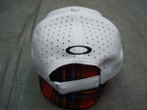 SKULL PUNCHING TRUCKER 911203JP（カラー：WHITE 100）