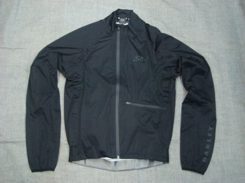 SHIELD JACKET FOA401406（カラー：BLACKOUT 02E）