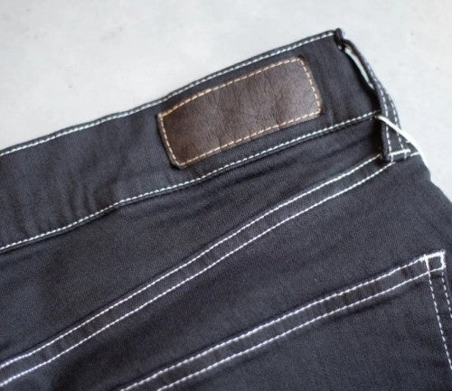 「後染めシリーズ」ストレッチデニム5POCKETパンツ 221-138（カラー：CHARCOAL）