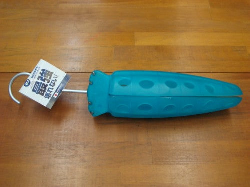 R2 WETSUITS HANGER(R2ウエットスーツハンガー)　「蛍光カラー」 SP-0020　カラー：LAGOON（ラグーン）