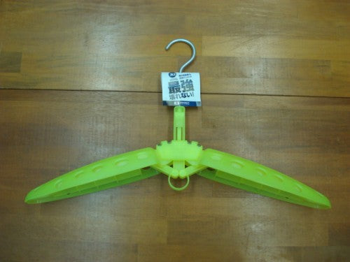 R2 WETSUITS HANGER(R2ウエットスーツハンガー)　「蛍光カラー」 SP-0020　カラー：YEL（イエロー）