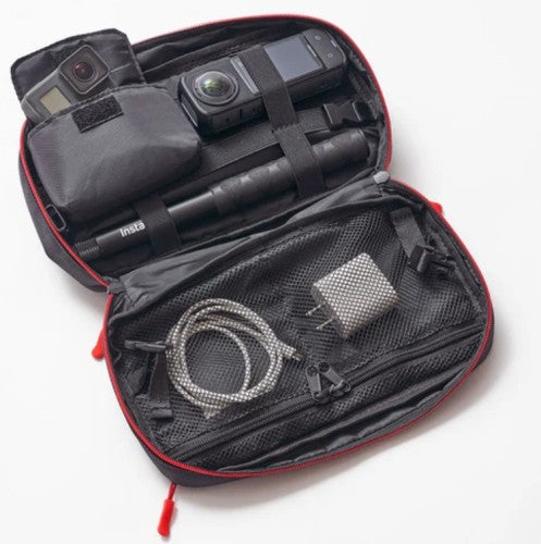 GADGET PACK WOW（ガジェットパックワオ）　（カラー：BLACK / RED）「WOW」とのコラボアイテム