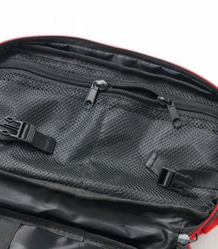GADGET PACK WOW（ガジェットパックワオ）　（カラー：BLACK / RED）「WOW」とのコラボアイテム