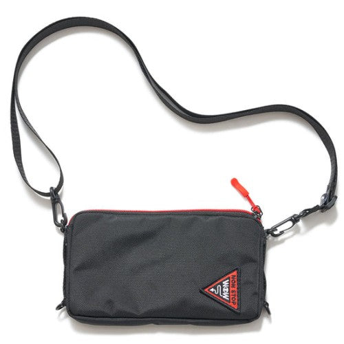 UTILITY PHONE SLING WOW（ユーティリティフォンスリングワオ）　（カラー：BLACK / RED）「WOW」とのコラボアイテム