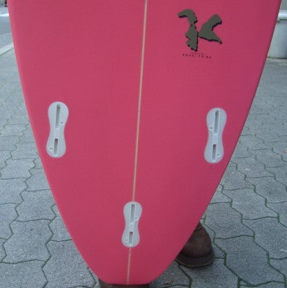 303 SURFBOARDS(スリーオースリーサーフボード)Easy Rider(イージーライダー) 198cmX50cmX6.8cm＋フィン(FCS-2 Composite Fin)＋エアーブラシカラー・・１点在庫有り(ストックボード)　販売価格￥１４６３００（税込）
