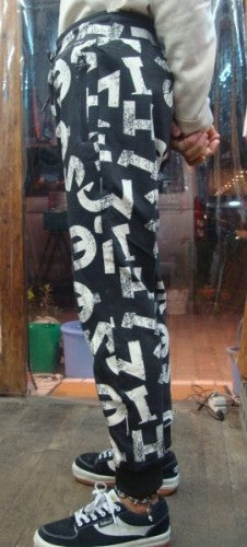 LIFT UP（カラー：9010 BLACK/WHITE AOP）