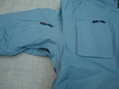 MEN SKI JACKET 00014280（カラー：18-4215 BLUE MIRAGE）