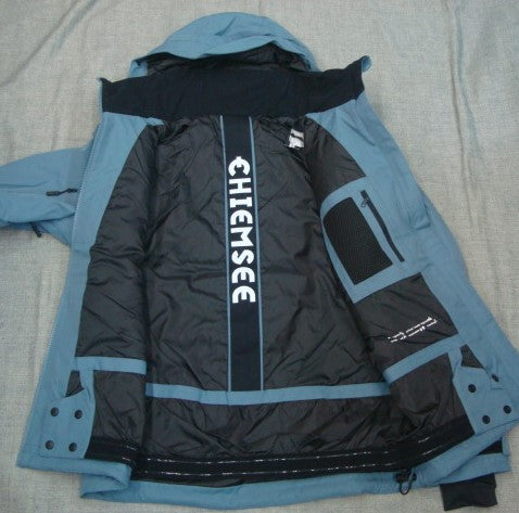 MEN SKI JACKET 00014280（カラー：18-4215 BLUE MIRAGE）