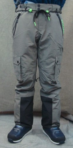MEN SKI PANTS 00014247（カラー：18-0515 DUSTY OLIVE）