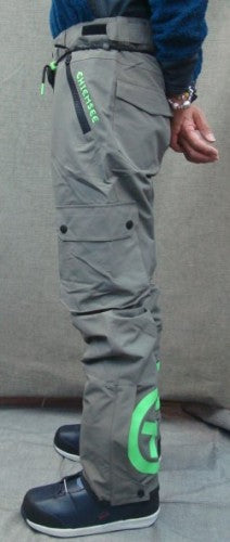 MEN SKI PANTS 00014247（カラー：18-0515 DUSTY OLIVE）
