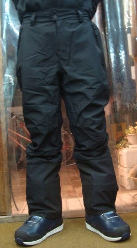 TAOS（カラー：19-3911 BLACK BEAUTY）