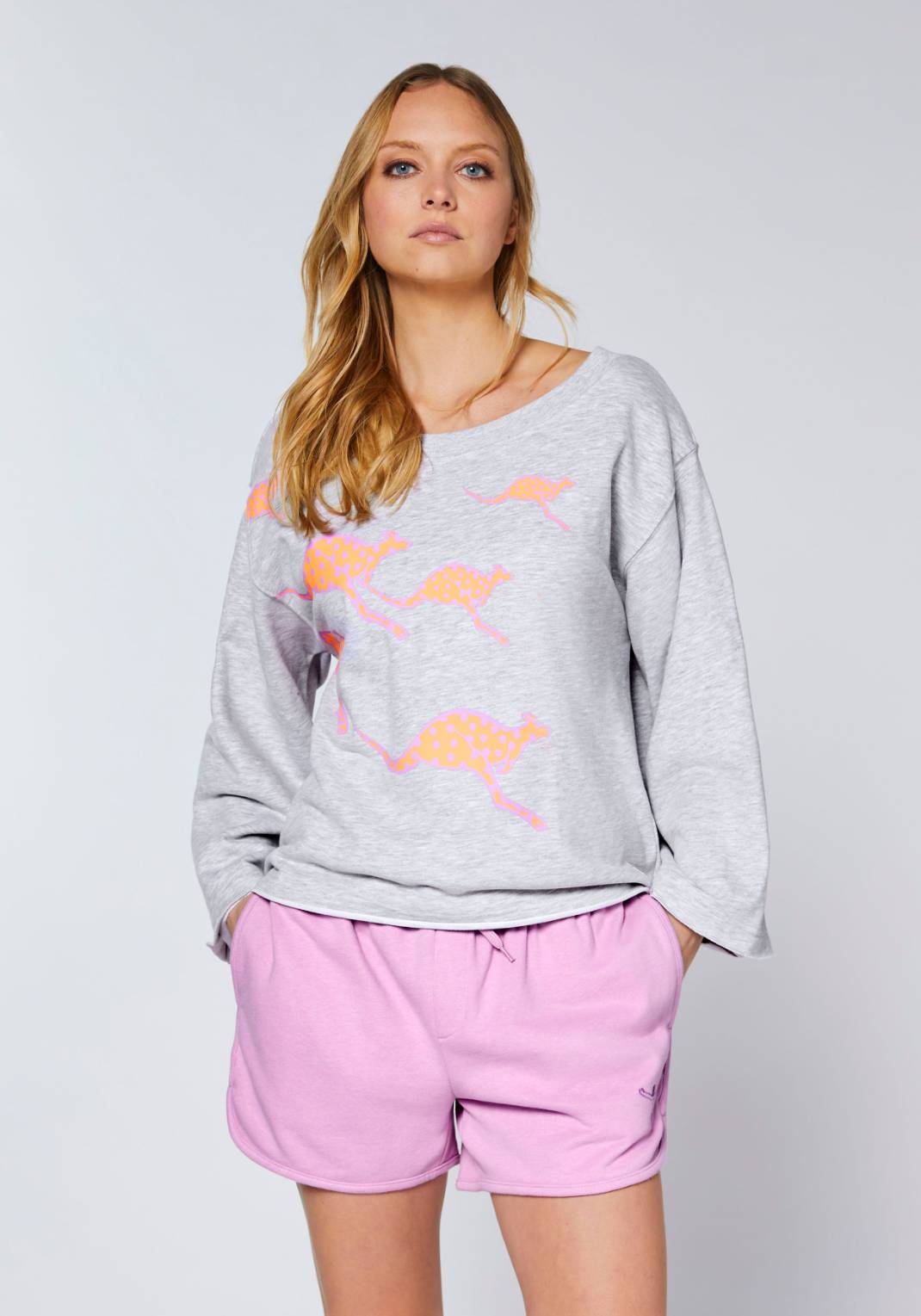 WOMEN SWEATSHIRT 3326064（カラー：15-4101M HIGH-RISE MELANGE）