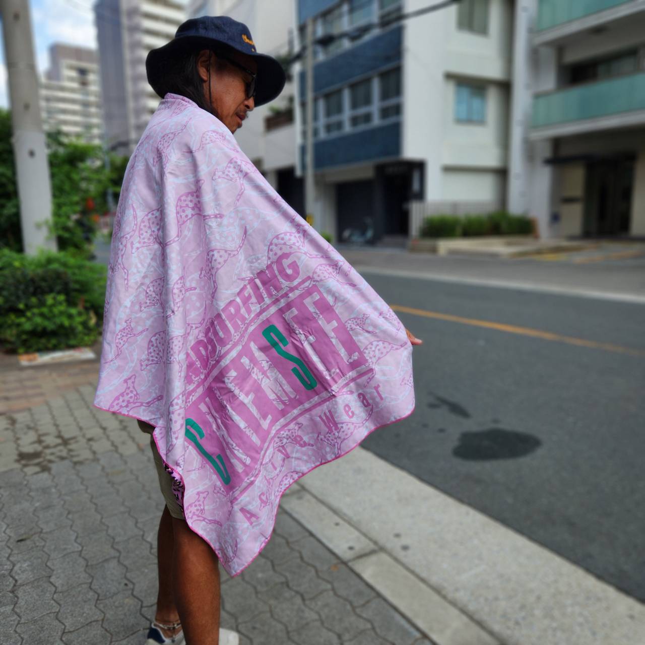 UNISEX BEACH TOWEL 3326134（カラー：15-3214 ORCHID）