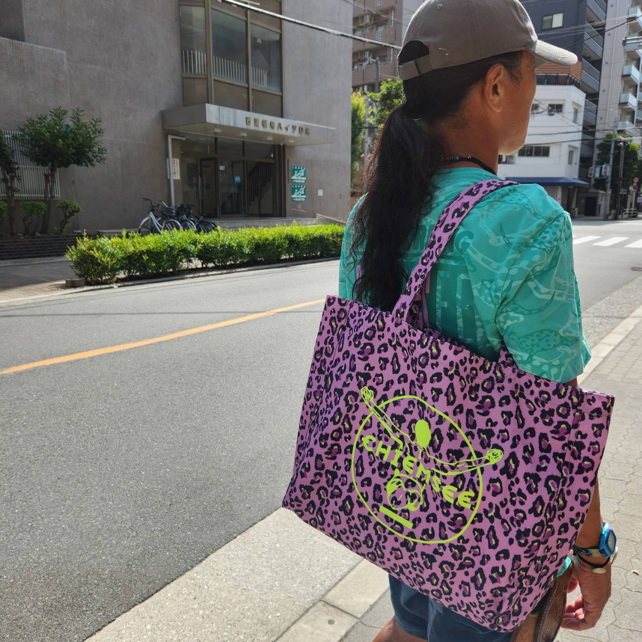 UNISEX BEACH BAG 3326140（カラー：15-3214 ORCHID）