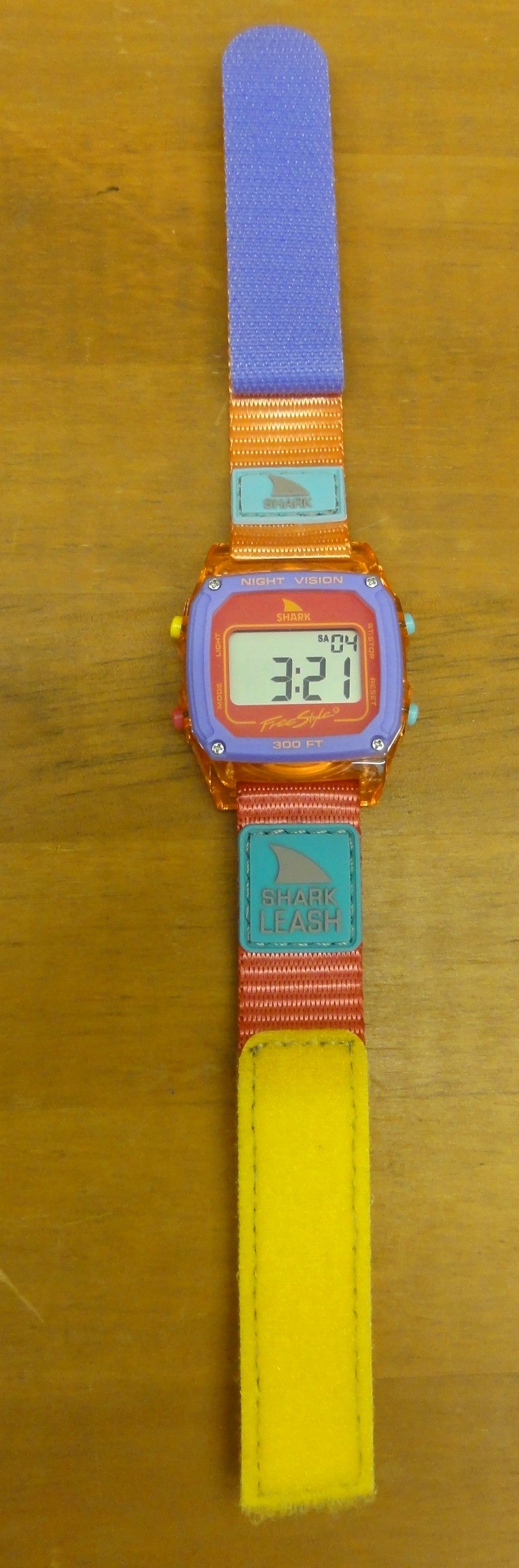 SHARK CLASSIC LEASH(シャーククラシックリーシュ) STYLE #101281（カラー：Electric Wave）