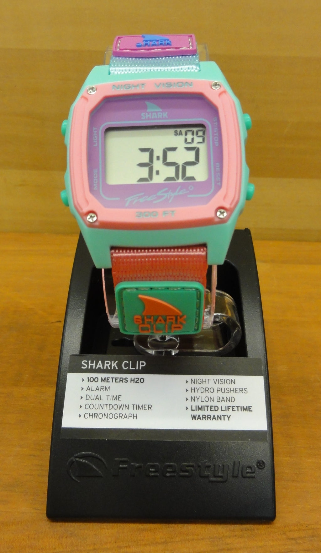SHARK CLASSIC CLIP(シャーククラシッククリップ) STYLE #101303（カラー：Fruit Punch）