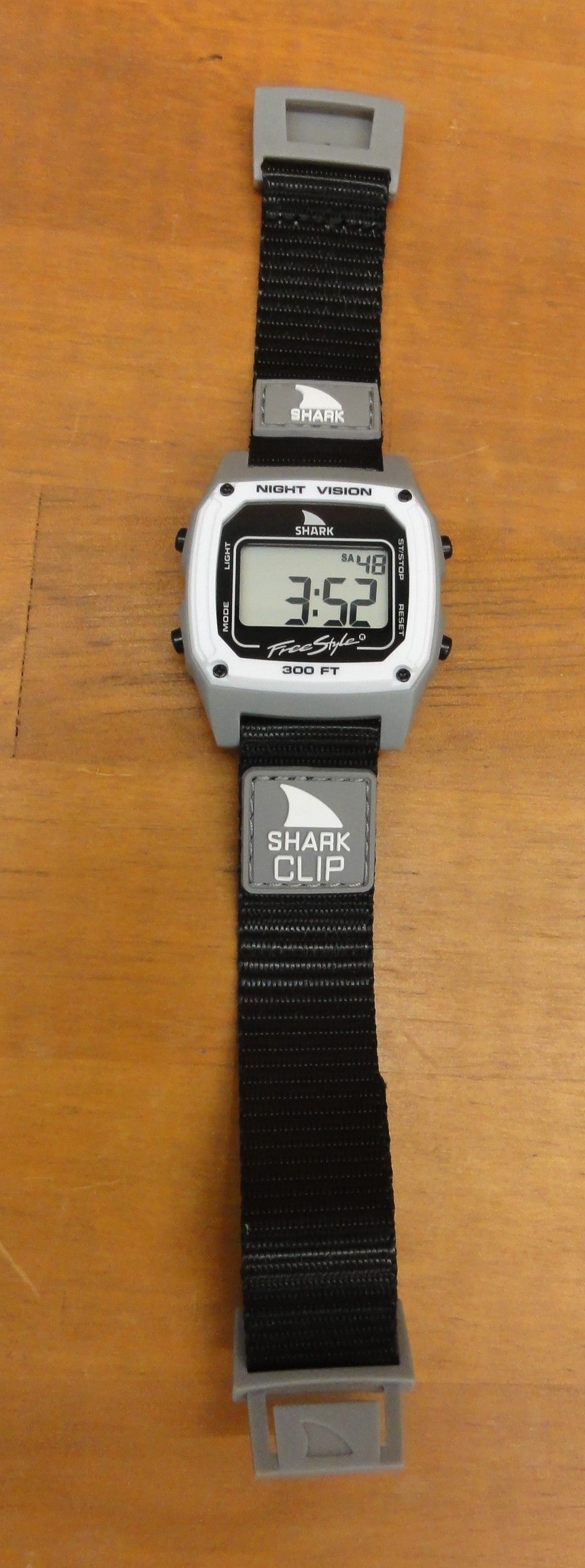 SHARK CLASSIC CLIP(シャーククラシッククリップ) STYLE #101296（カラー：Cement）