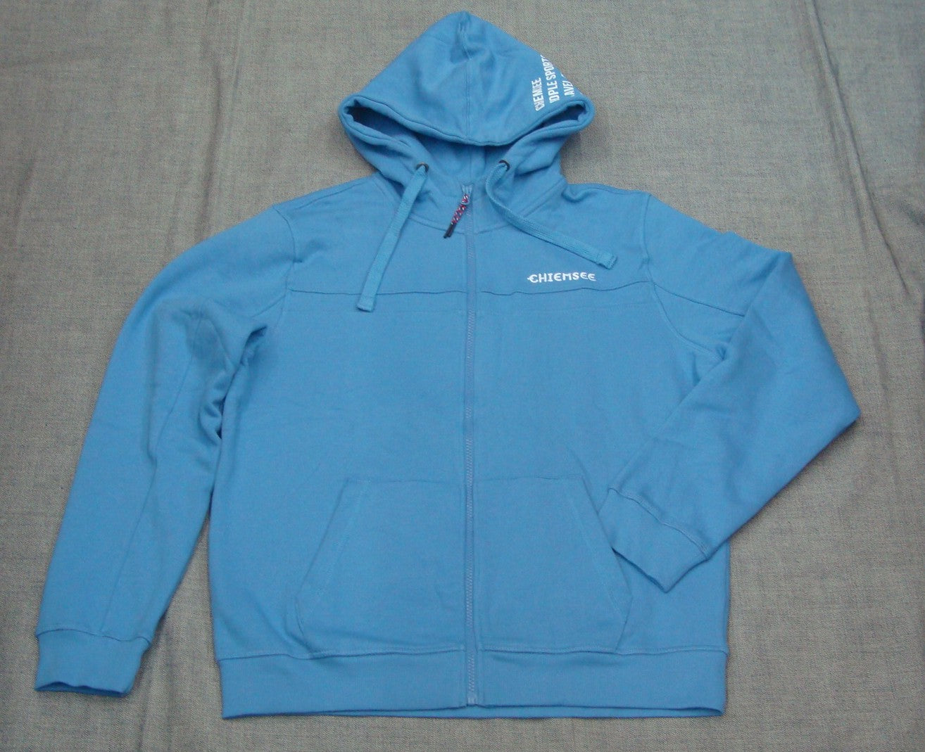 MEN HOODED SWEAT JACKET 00017685（カラー：18-4033 BLUE JASPER）