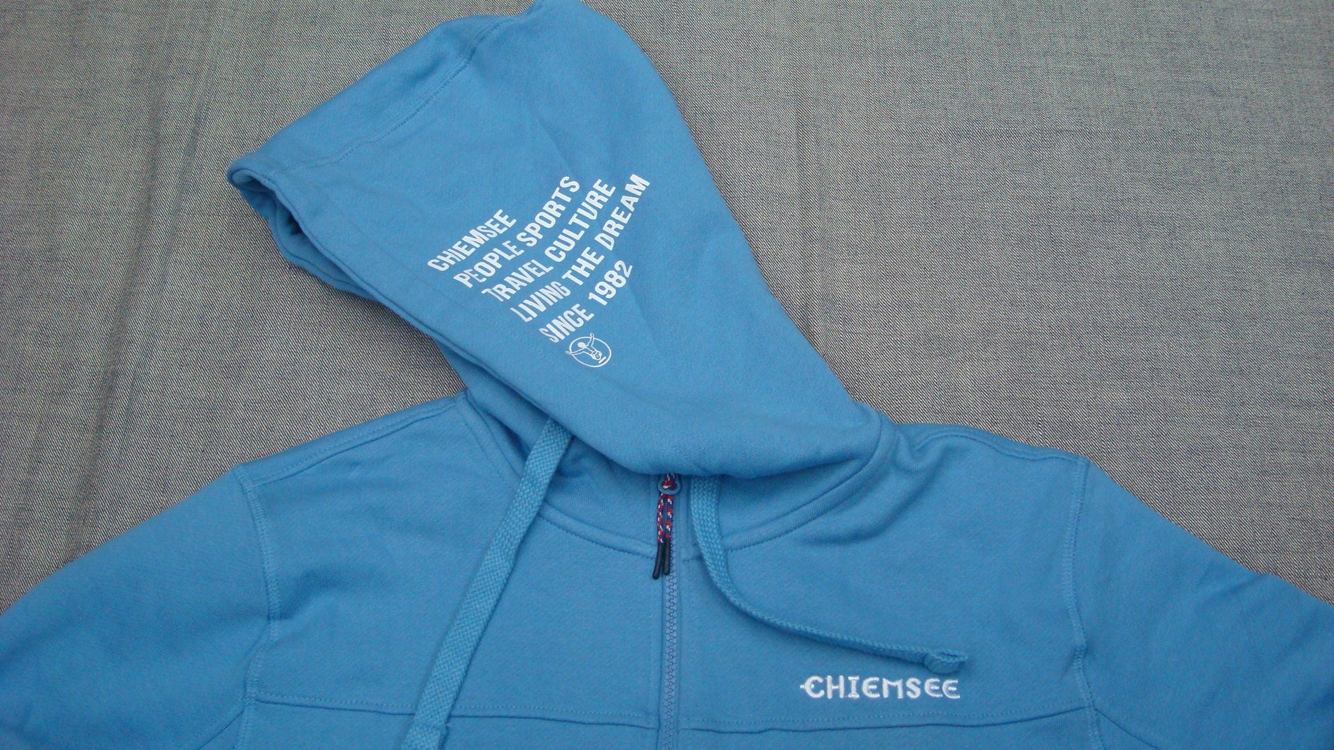 MEN HOODED SWEAT JACKET 00017685（カラー：18-4033 BLUE JASPER）