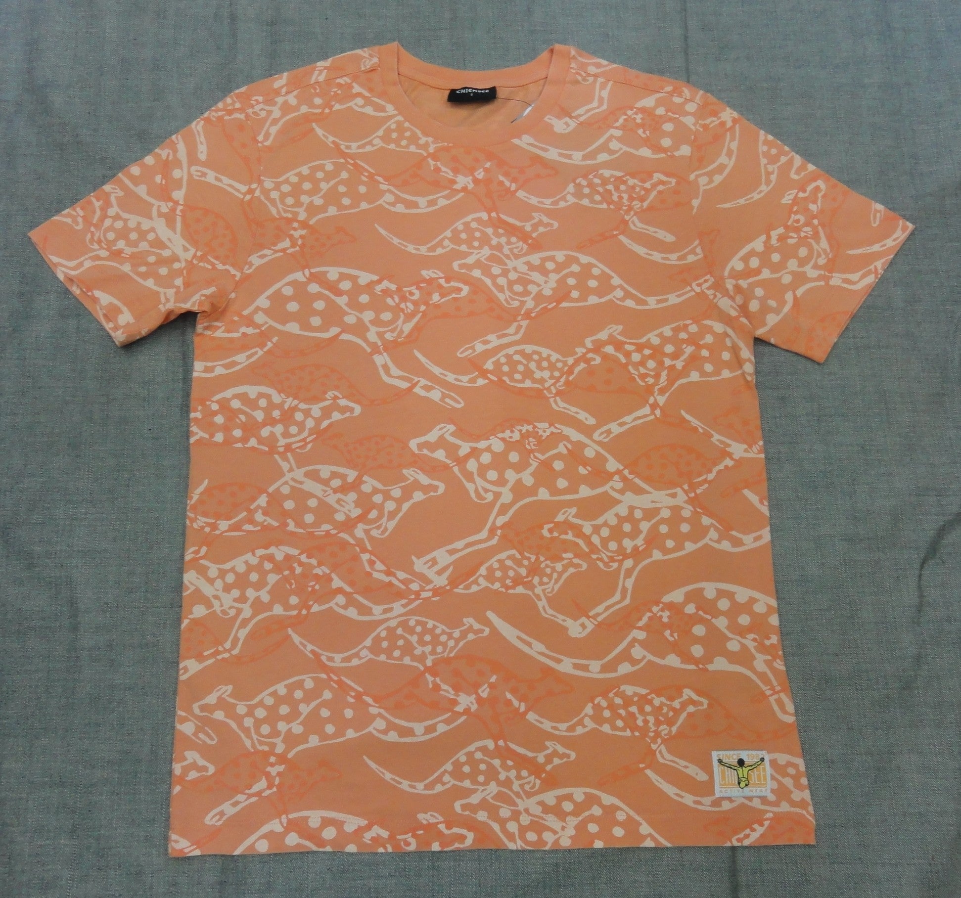 MEN T-SHIRT 3326012（カラー：16-1442 MELON）
