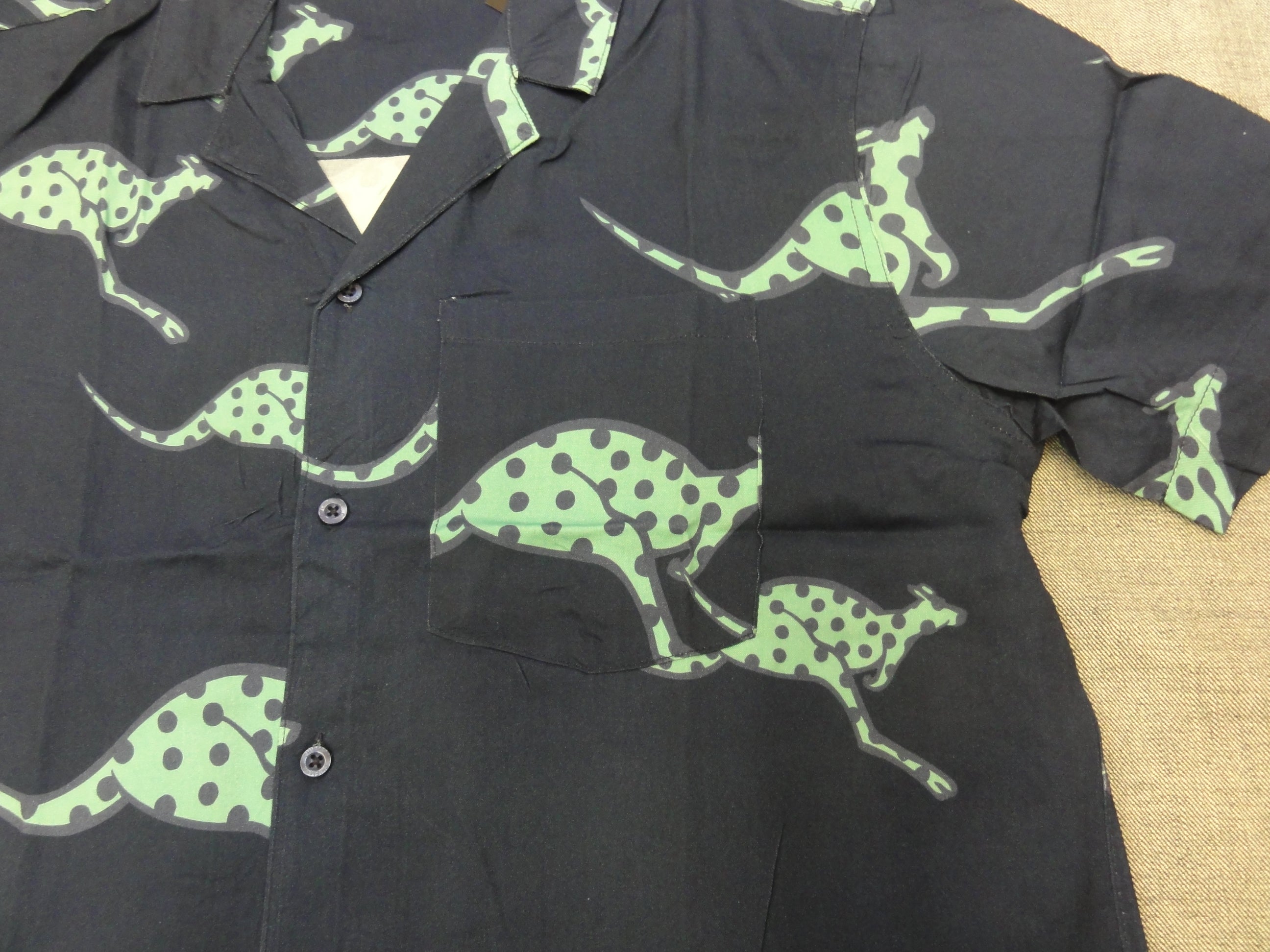 MEN SHIRT 3326013（カラー：19-4010 TOTAL ECLIPS）