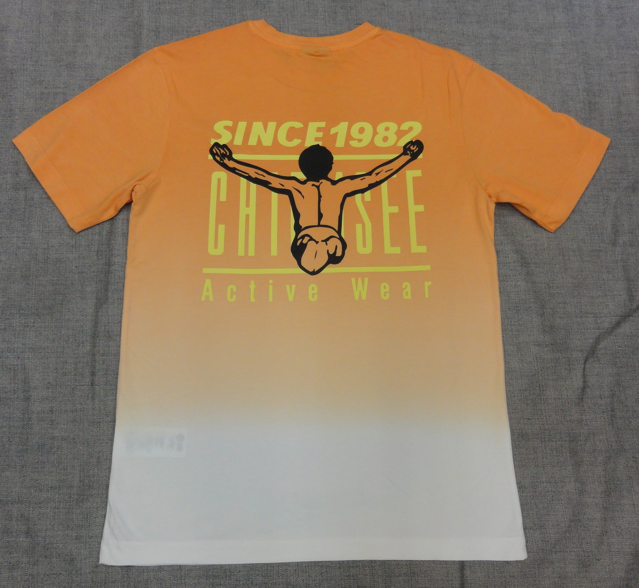 MEN T-SHIRT 3326016（カラー：16-1442 MELON）