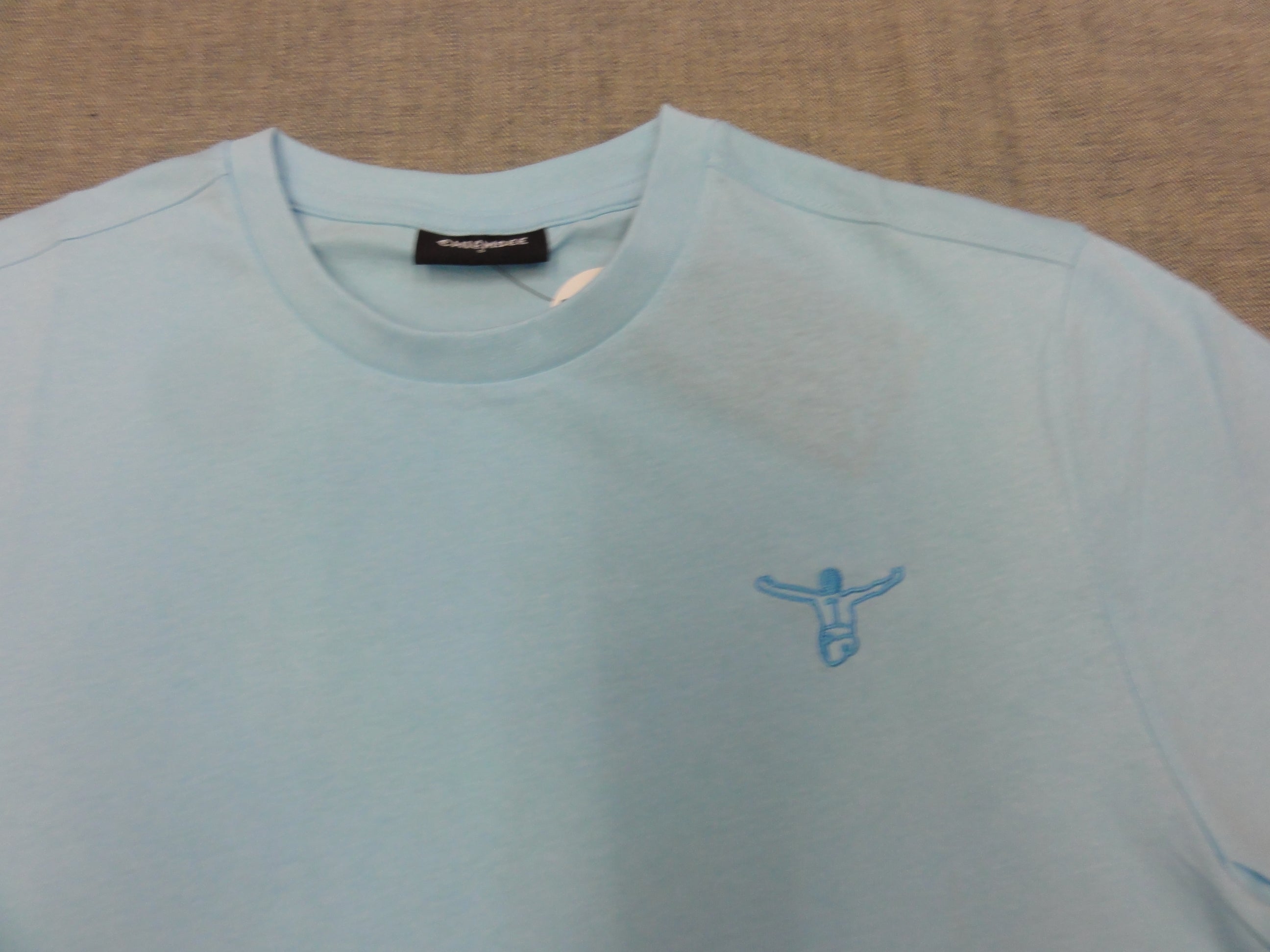 MEN T-SHIRT 3126001（カラー：13-4307 TROPICAL BREEZE）