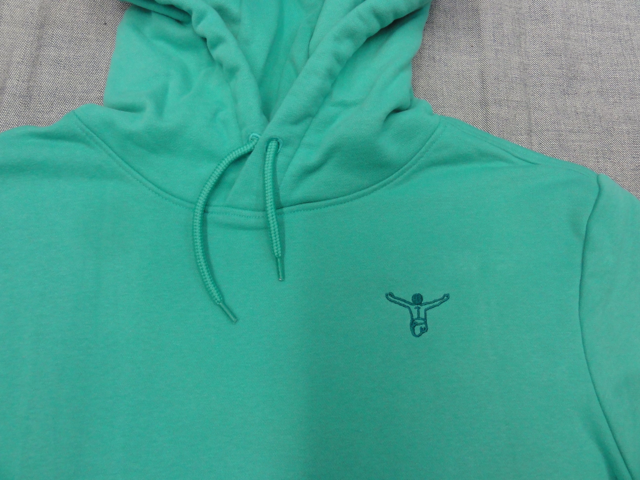 MEN HOODED SWEAT SHIRT 3326003（カラー：16-5721 MARINE GREEN）