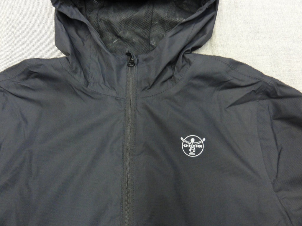 MEN PACKABLE RAIN JACKET 00016853（カラー：19-3911 BLACK BEAUTY）