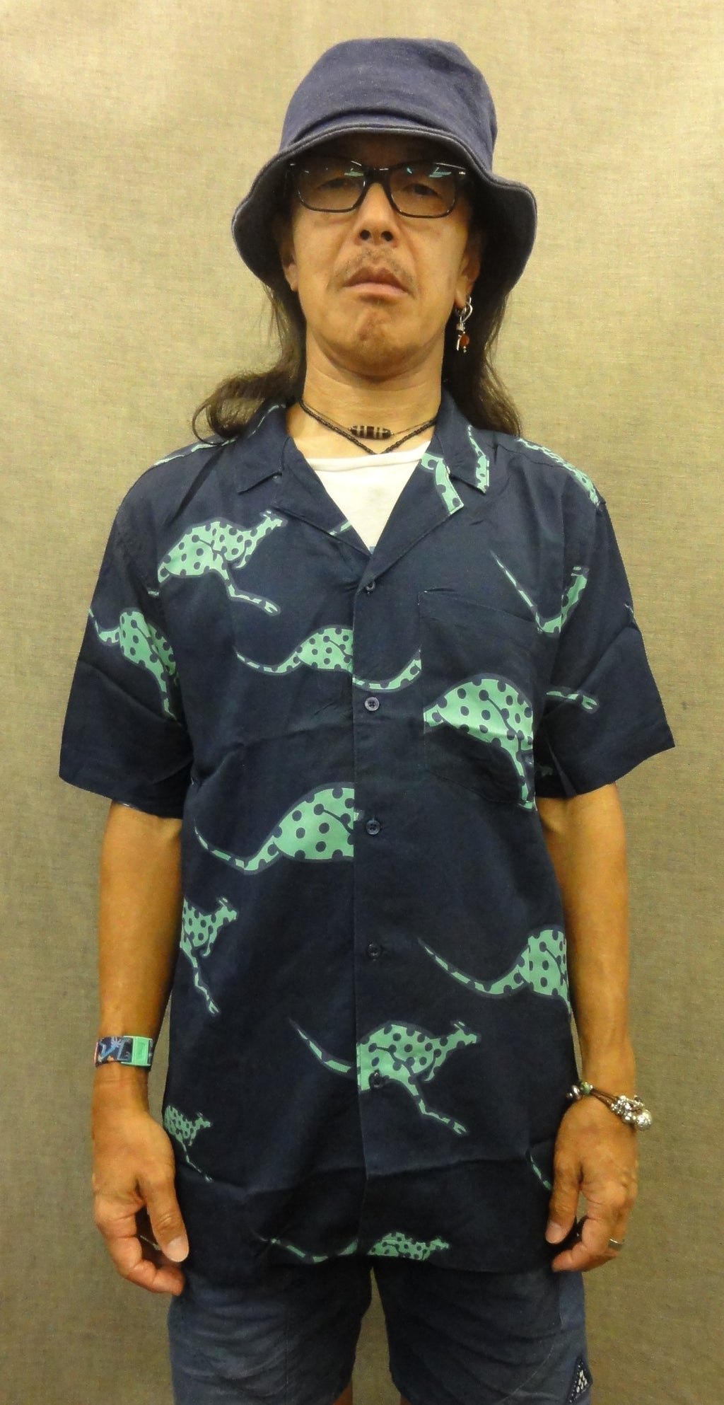 MEN SHIRT 3326013（カラー：19-4010 TOTAL ECLIPS）