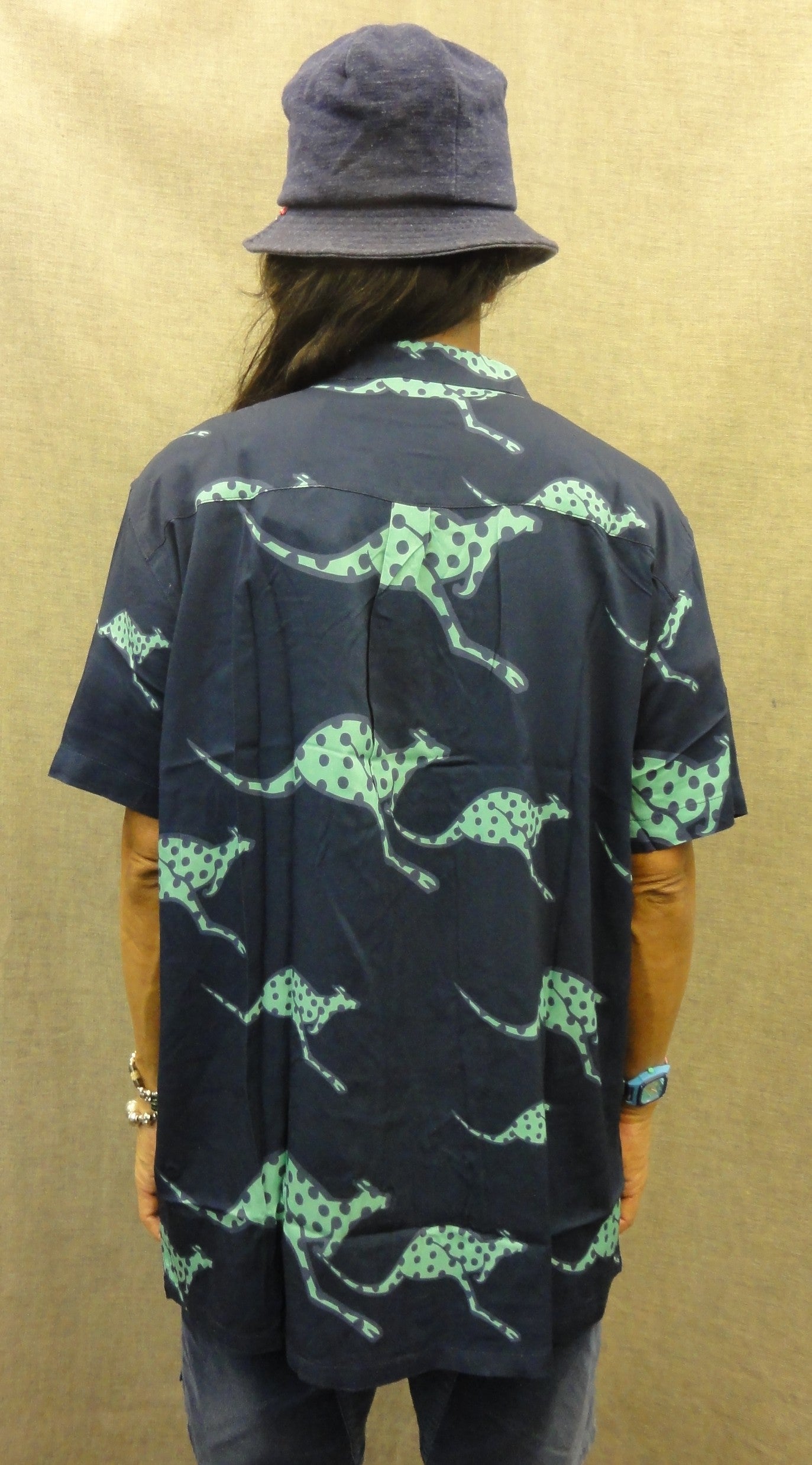 MEN SHIRT 3326013（カラー：19-4010 TOTAL ECLIPS）