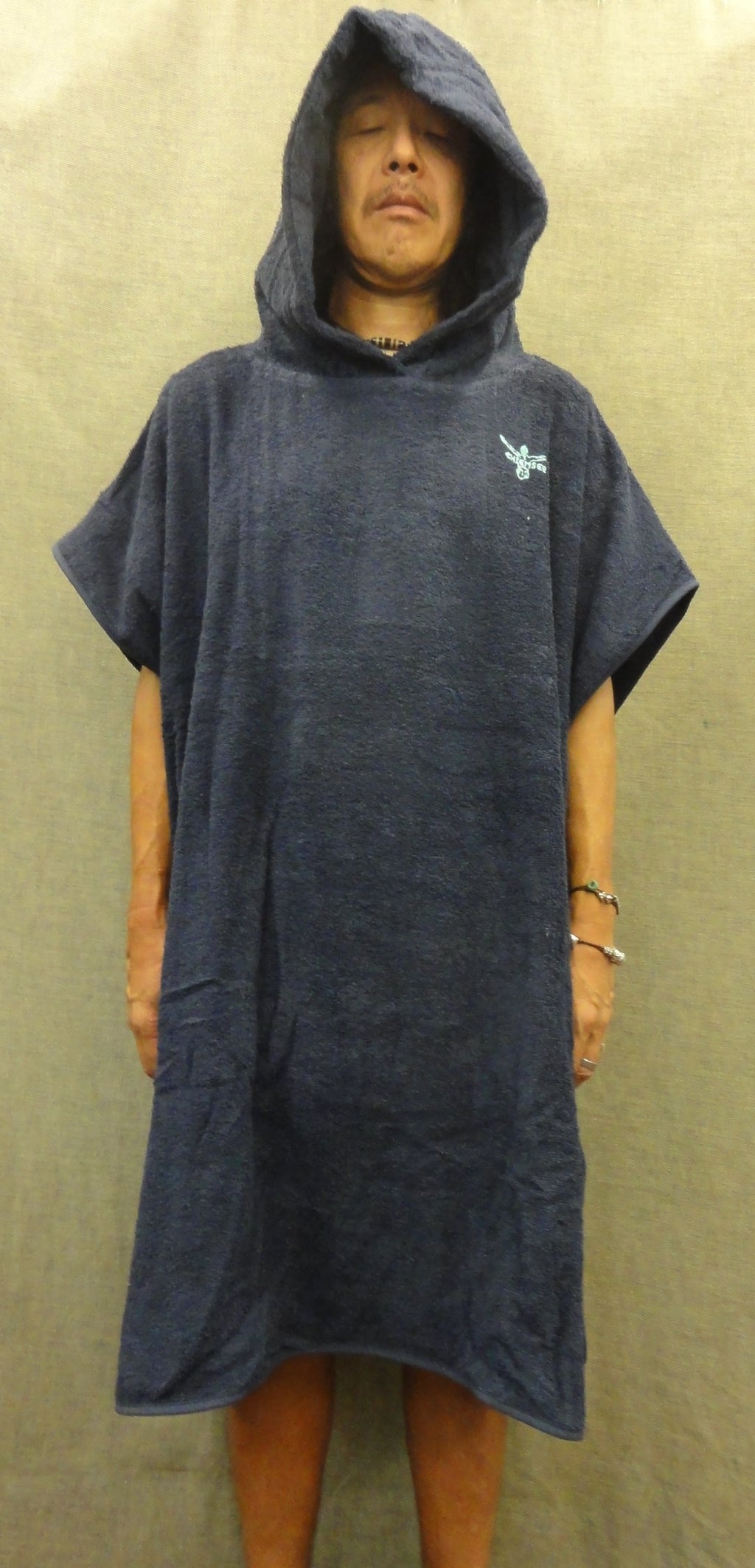 UNISEX SURFER GARAGE PONCHO 3326137（カラー：19-4010 TOTAL ECLIPS）