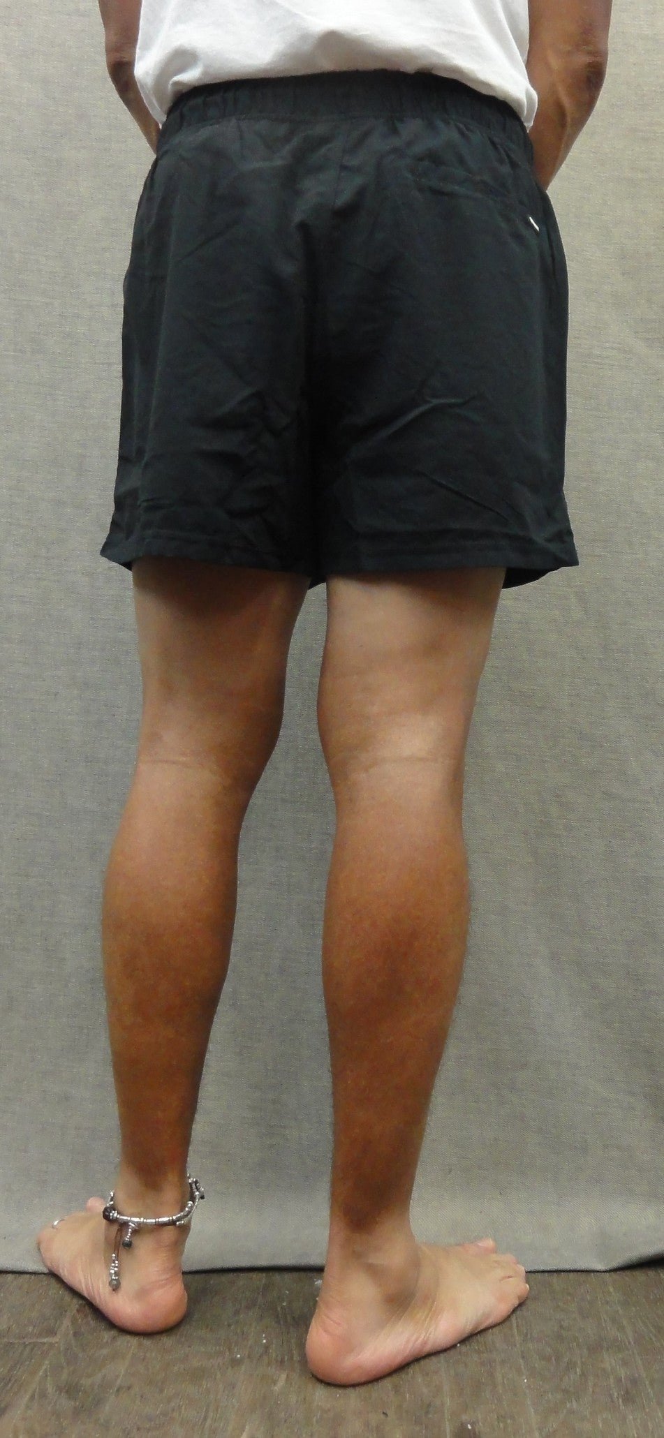 MEN SWIM SHORTS 23194401（カラー：19-3911 BLACK BEAUTY）
